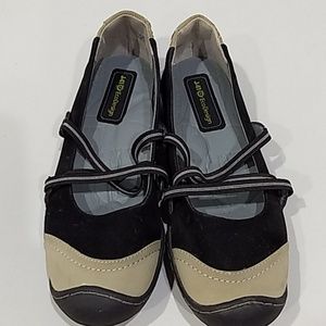 J-41 Eco Design Women Shoes Size 7.5M USA